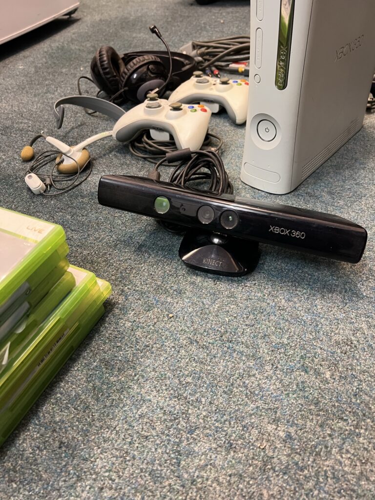 xbox 360 bundle with kinect 360