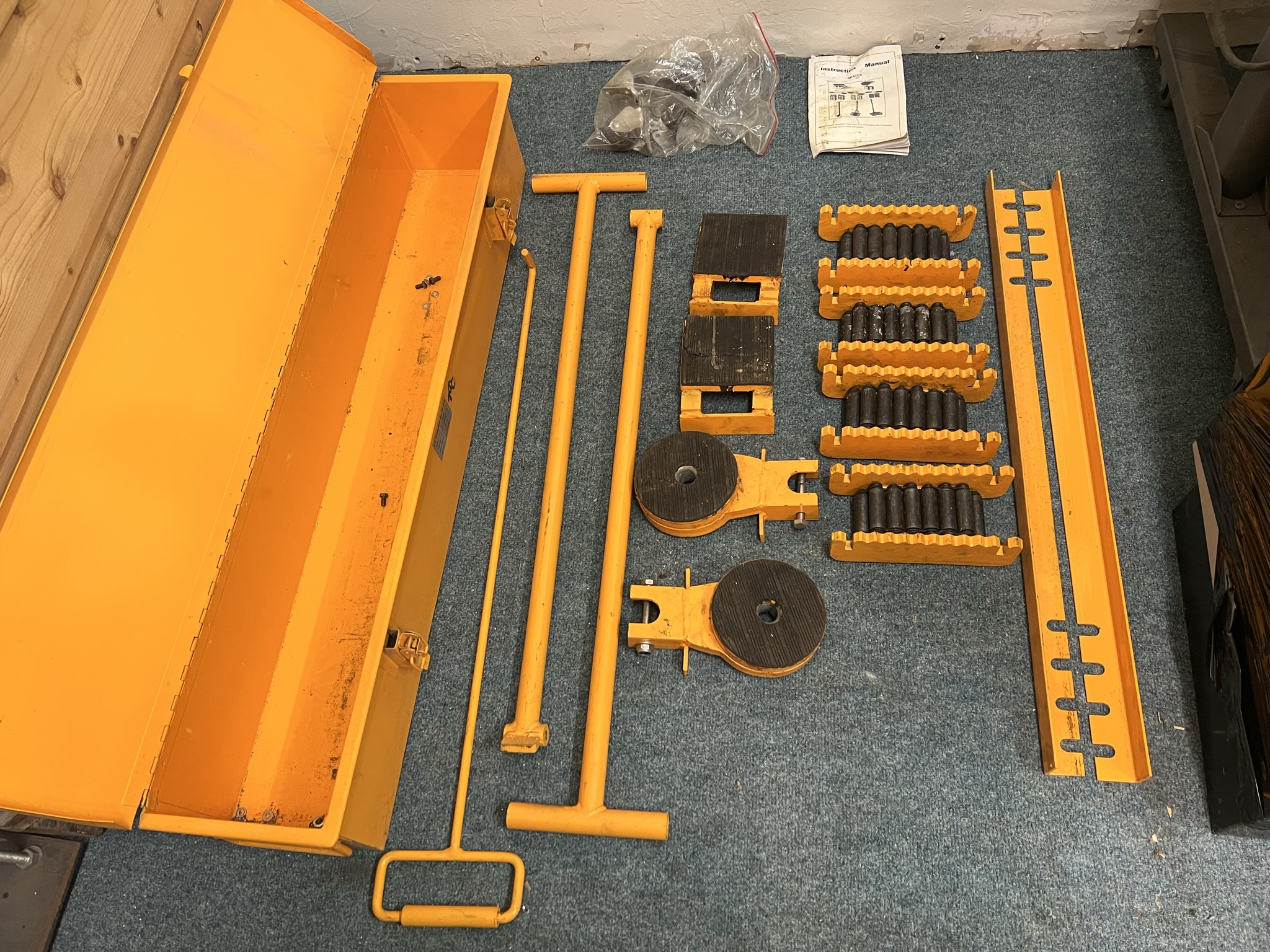 Machine moving skate set 2000KG capacity TTC SB200