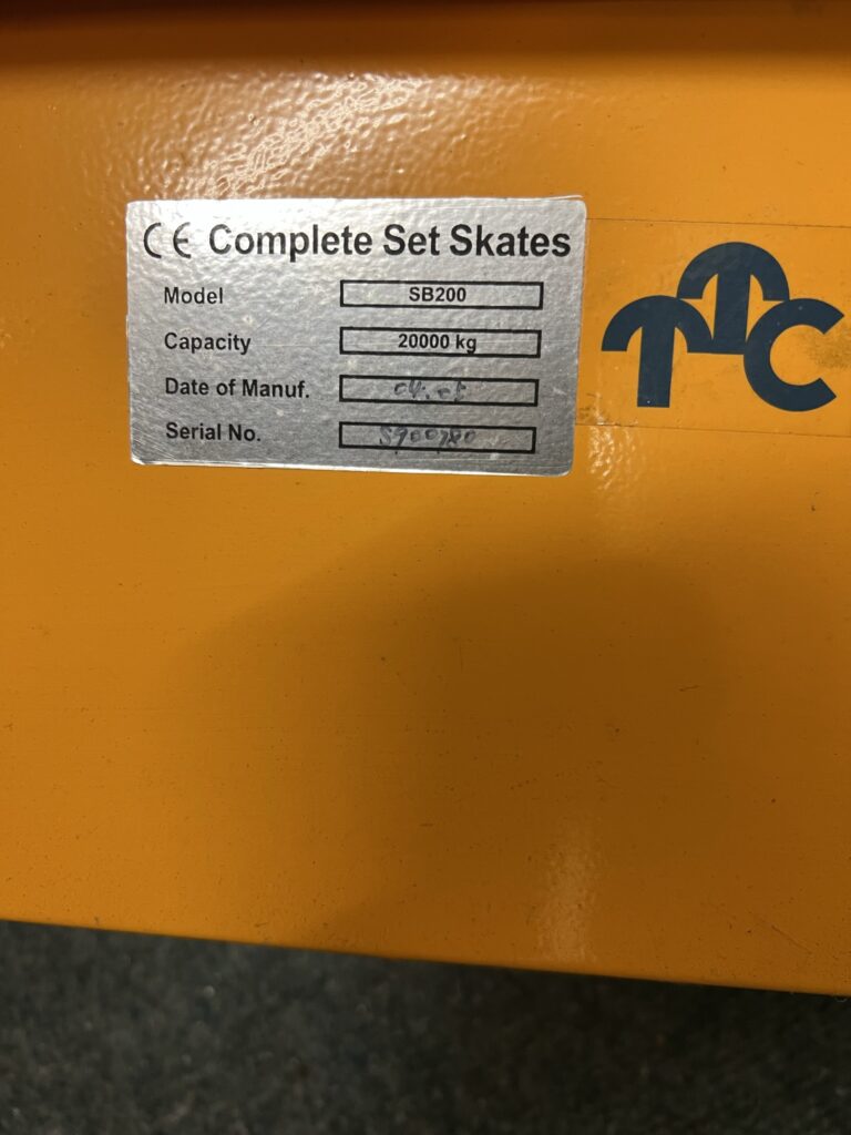 TTC SB200 skate set in box